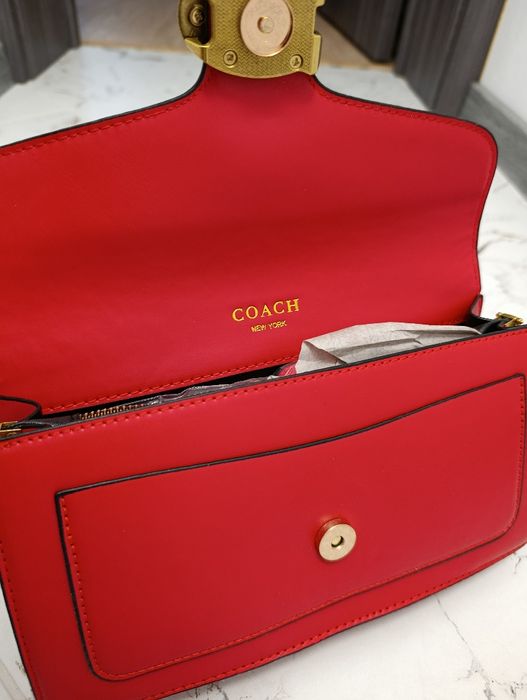 Дамска чанта COACH TABBY 20 BAG, червена