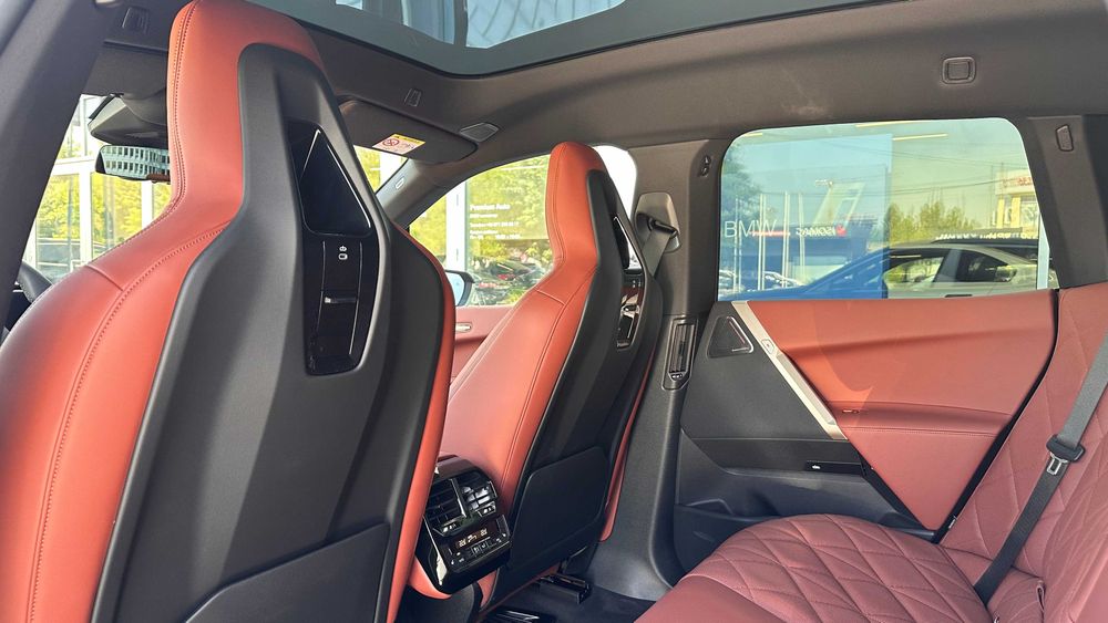 Продам новый BMW iX xDrive45 в наличии с гарантией 8 лет