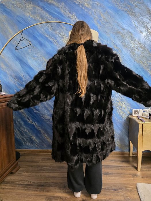 Haina de blana neagra