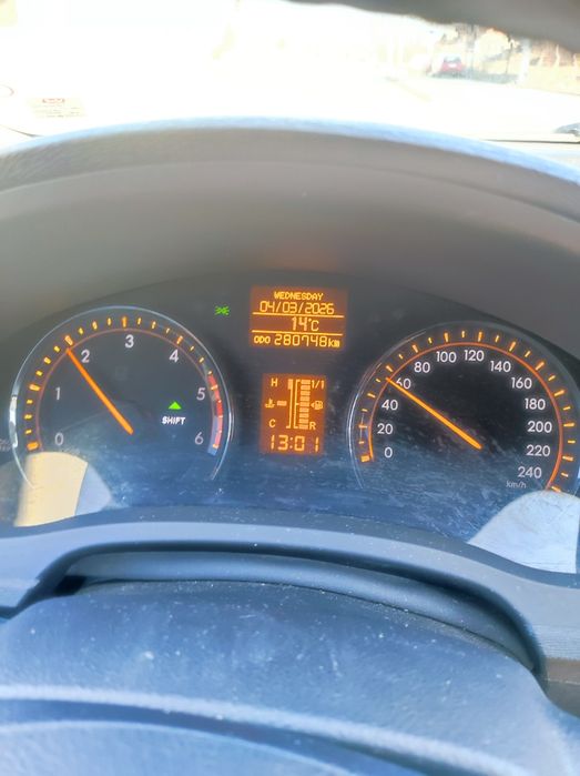 Vand Toyota avensis T27