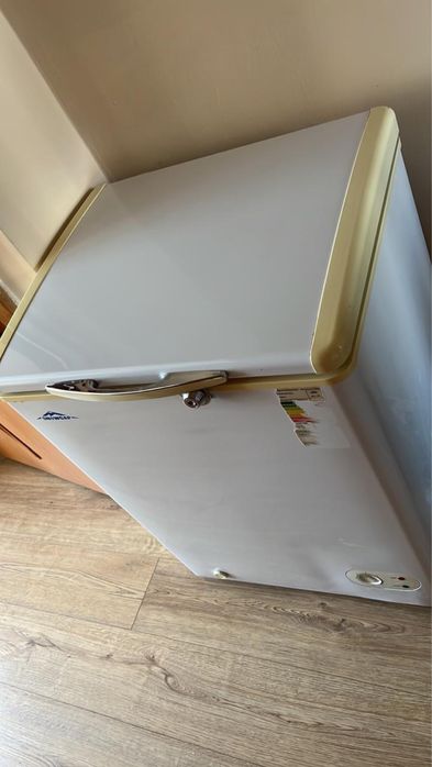 Продается морозильник