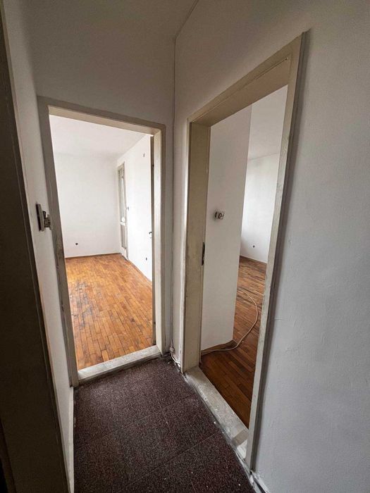 Продава се Тристаен апартамент в София, Разсадника - 110 кв.м за 1173 €/кв.м - Снимка #8