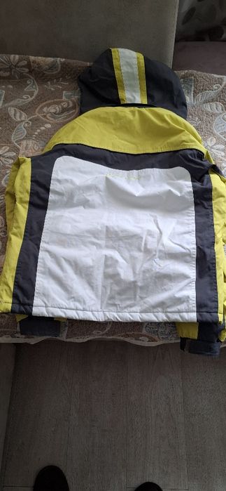 Дамско скиьорско яке