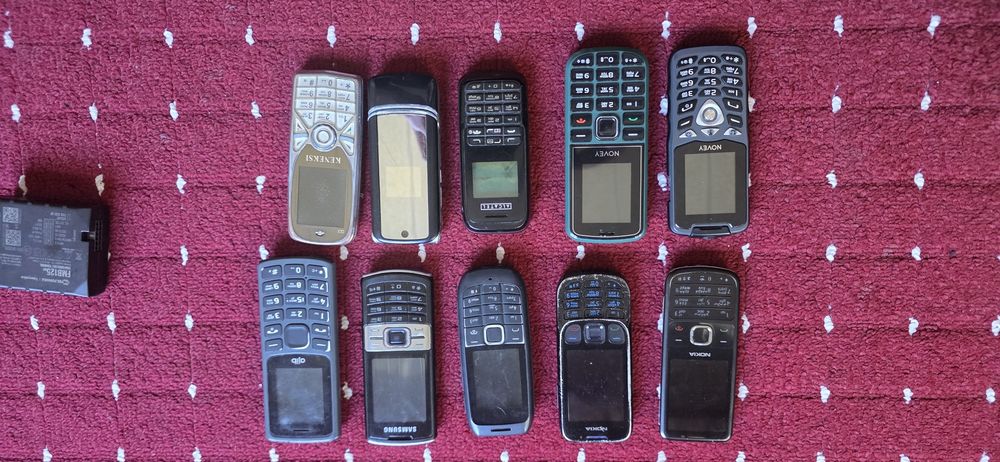 Nokia 6700 Nokia N 73  Nokia 6303 ва бошка телефонлар