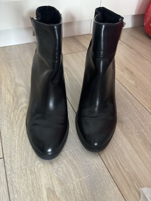 Черни боти