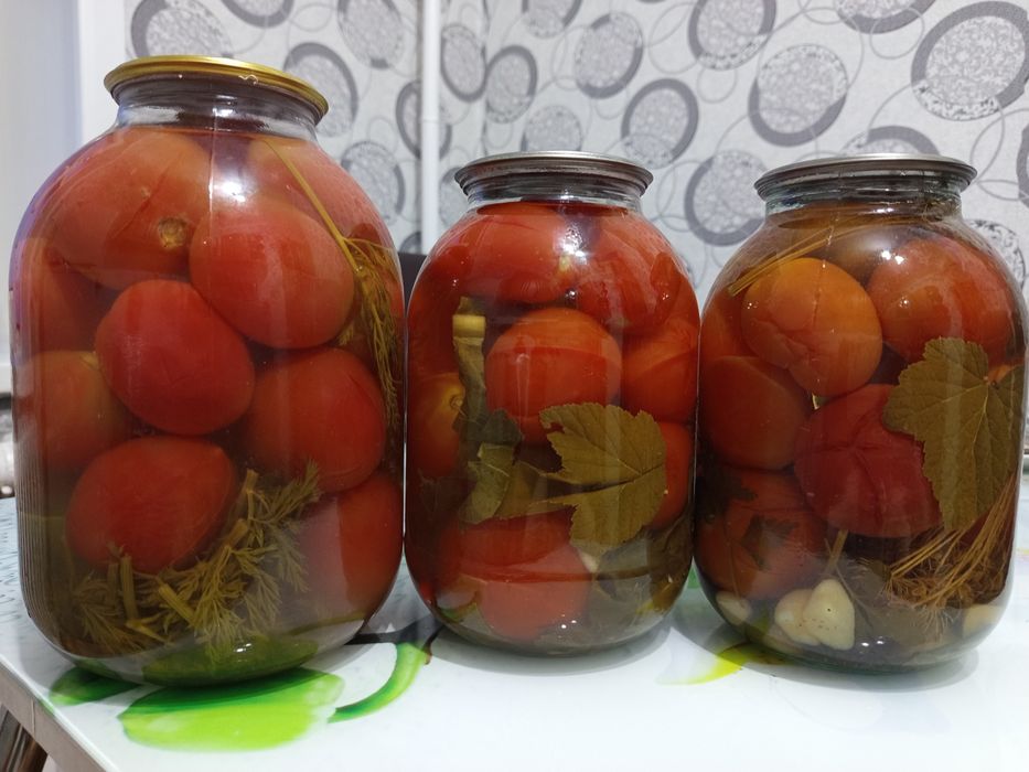 Продам варенье,помидоры, салаты