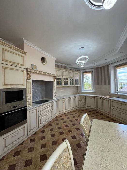 Просторный дом, 263.8 м², А. Попова