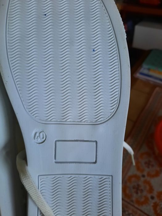 Нови маркови маратонки