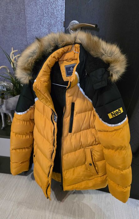 Топло Яке за зимата и зимни спортове