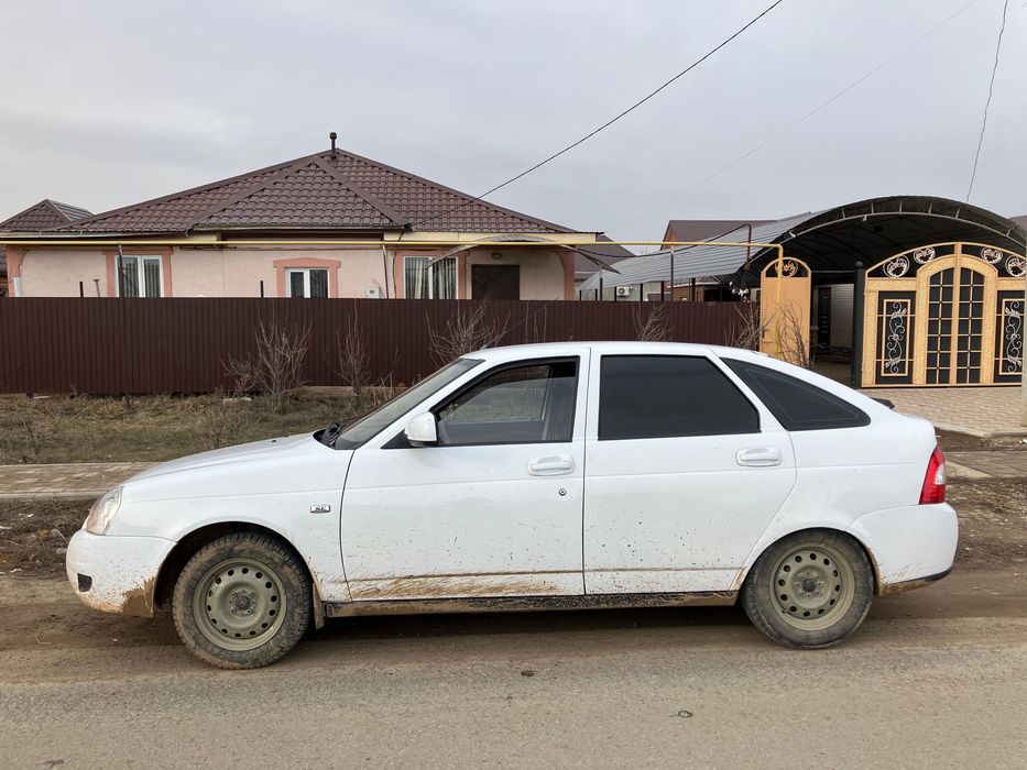 Продам приора 2012