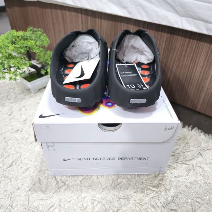 Nike Mind 001  Black