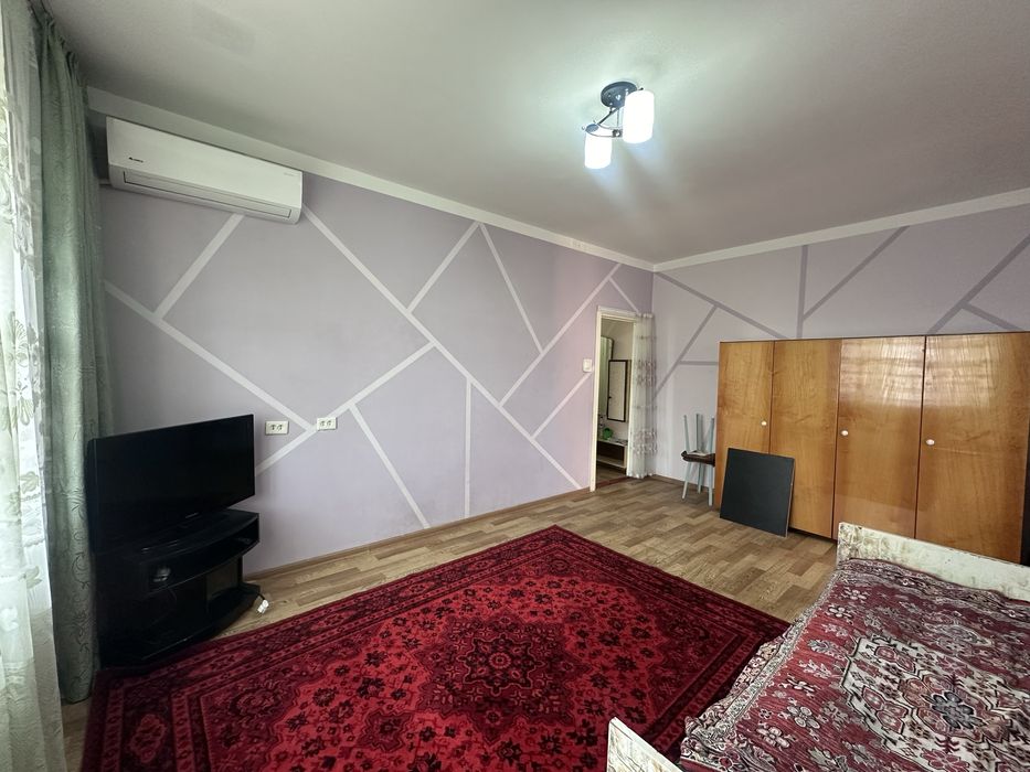 Срочно! Спутник 15, 1/4/5 42м²