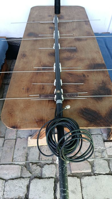 Продам двух диапазонную антенну