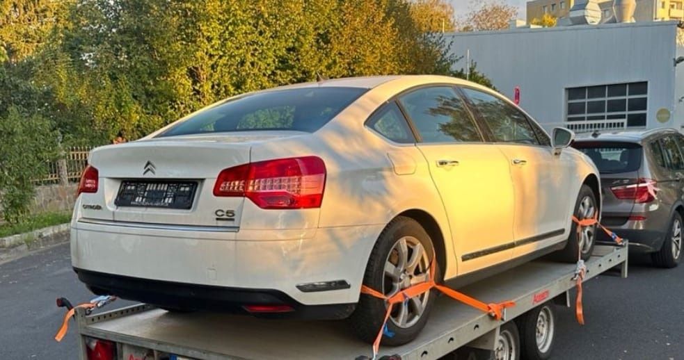 Portbagaj usa st dr bara Citroen C5 III 1.6 HDI1 2011 motor: 9H05/9HL