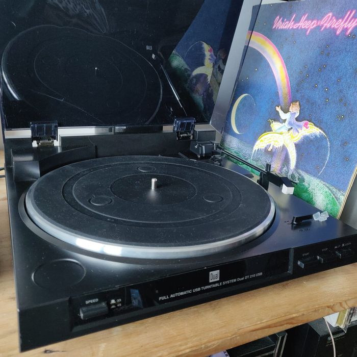 Pick up /amplificator/boxe/cd player /JVC/Dual DT 210 preamplificat