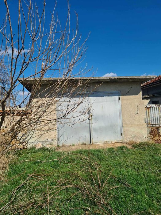 Продава се Къща в с. Крепост, Област Хасково - 330 кв.м за 186 €/кв.м - Снимка #3