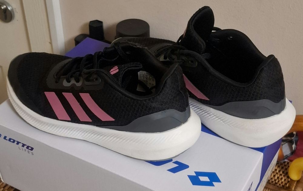 Adidas МАРАТОНКИ 36 И 2/3