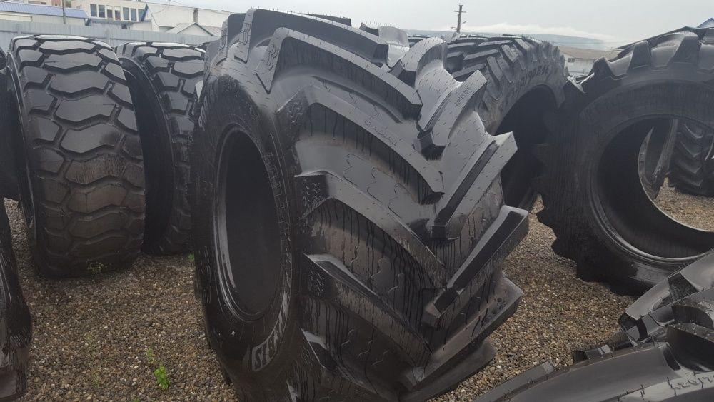 BKT Agrimax Teris 900/60R32 Cauciucuri de combina sunt NOI cu garantie