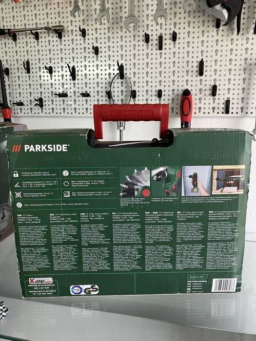 Masină de inșurubat si găurit unghiulară Parkside 12V