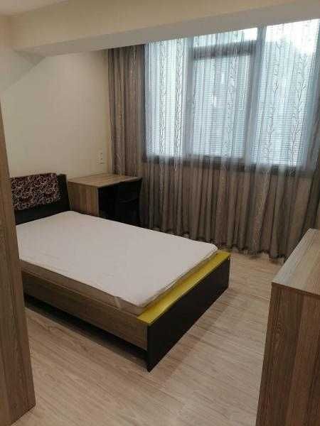 Тристаен апартамент в к-с Меден Рудник