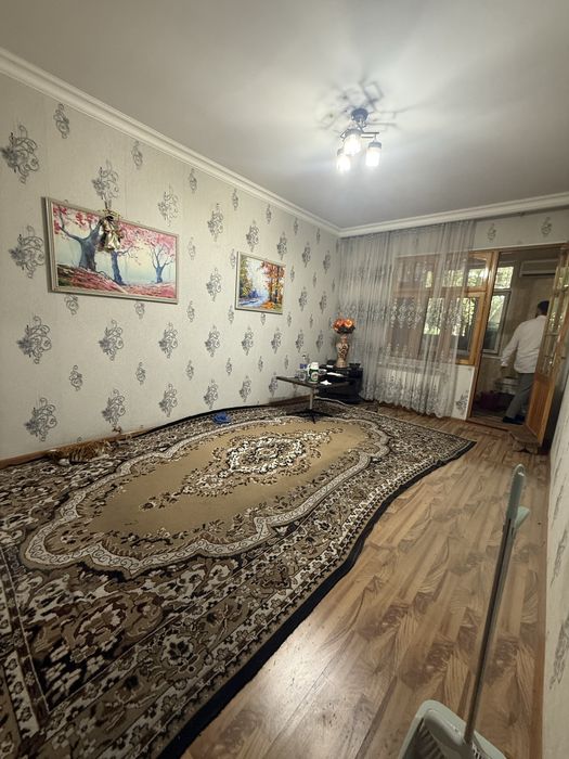 Срочно Продается квартира, Мирабадский р-н, Куйлюк Массив 2 4/1/4 82м2