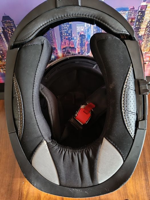 Мото шлем от бренда LS 2 VALIANT