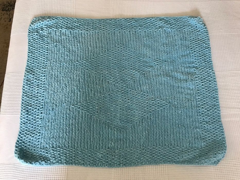Бебешка ръчно плетена пелена