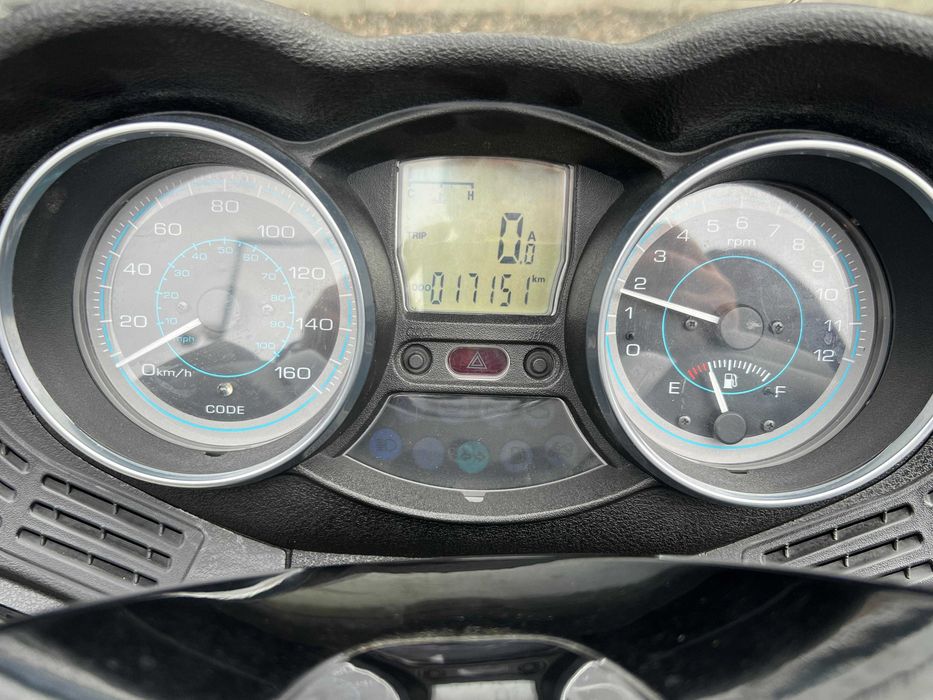 Scuter PIAGGIO X-evo 125 cc
