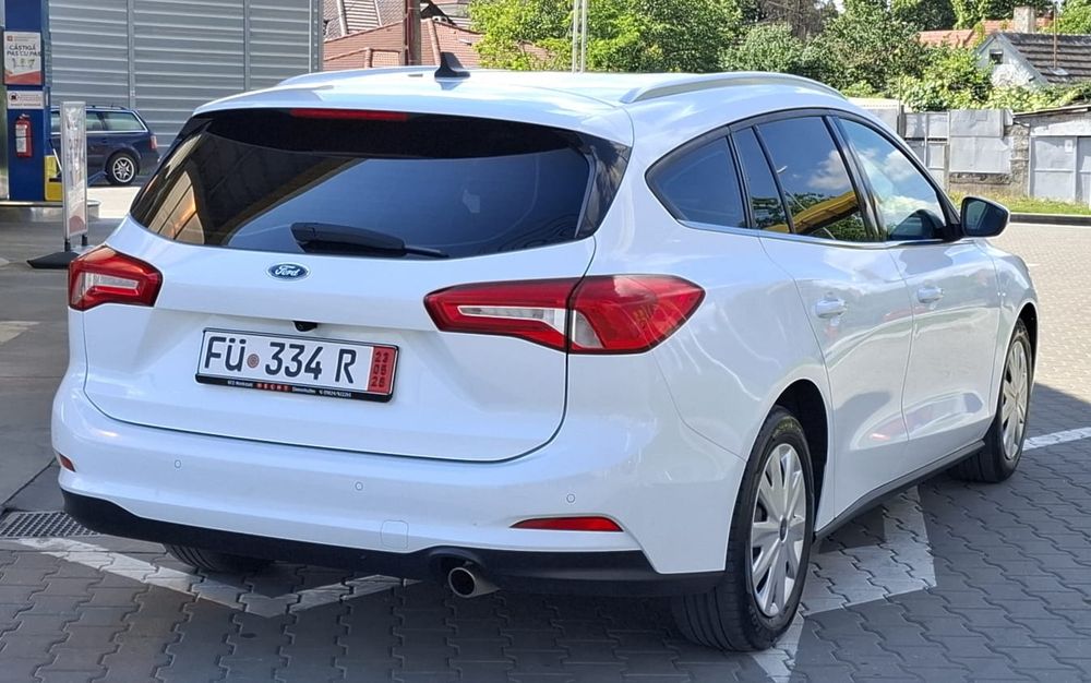 FORD Focus 2021 — imagine 4