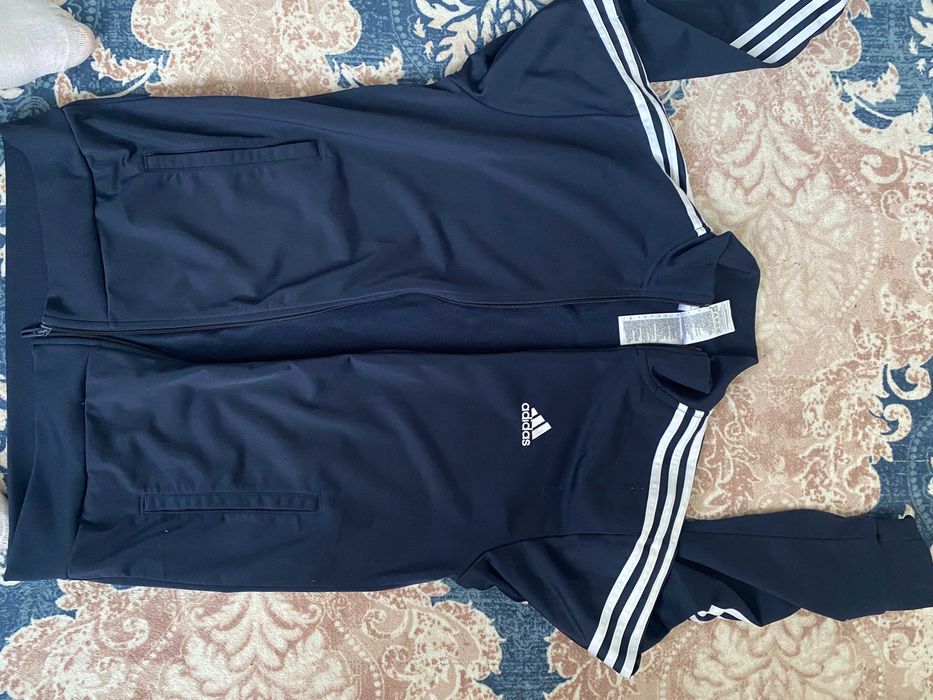 Jachetă Adidas Nou