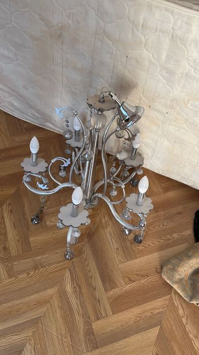 люстры состояние отличное