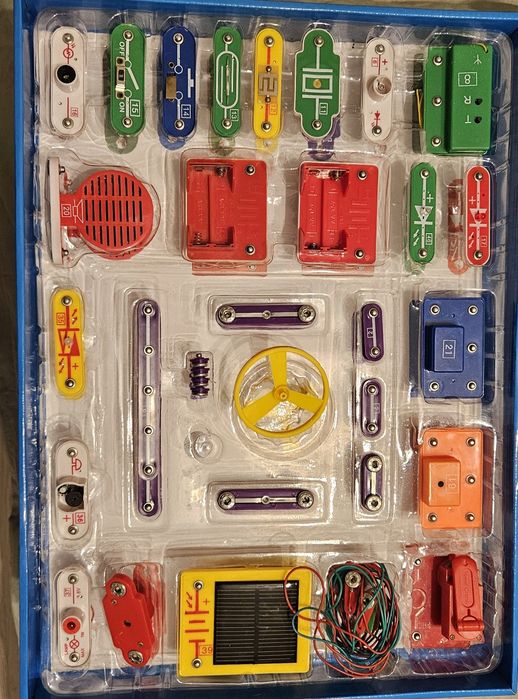 Знаток электронный конструктор