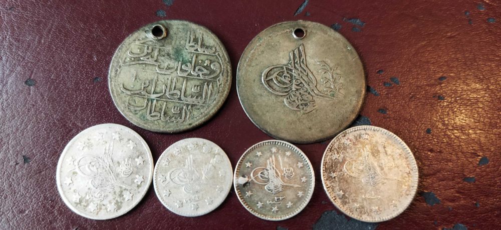 Стари сребърни туски монети