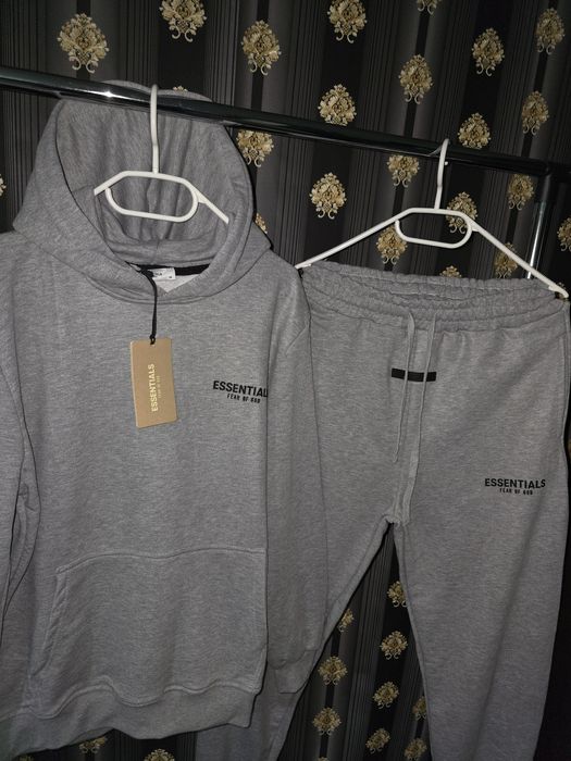 Compleu  / trening Essentials  / syna world / dsquared2