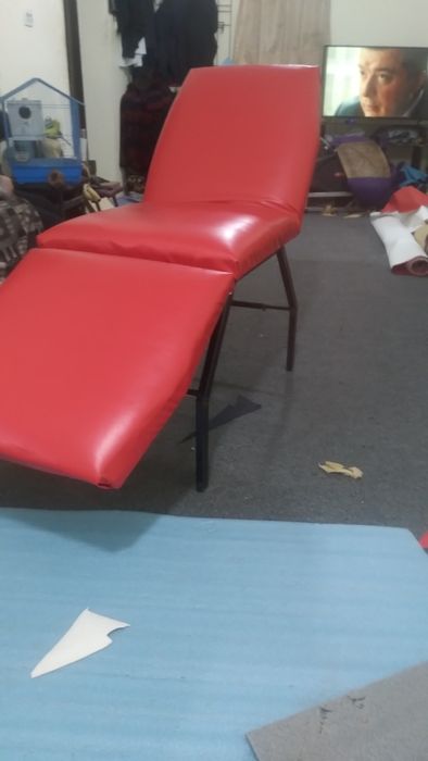 Продаётся кушетки.