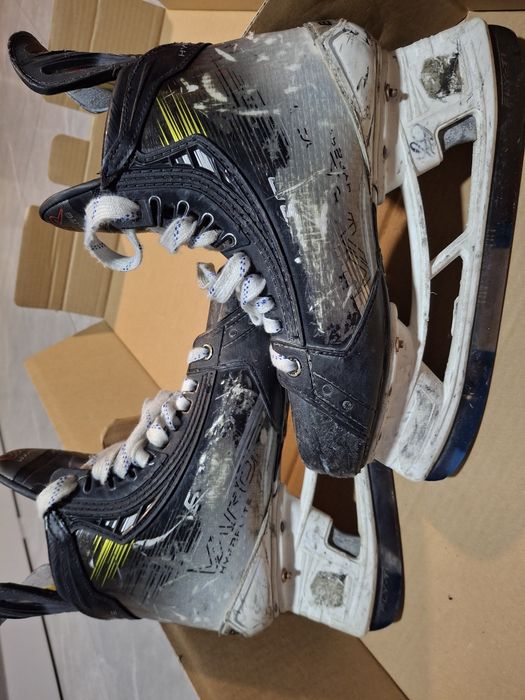 Коньки Bauer размер 36