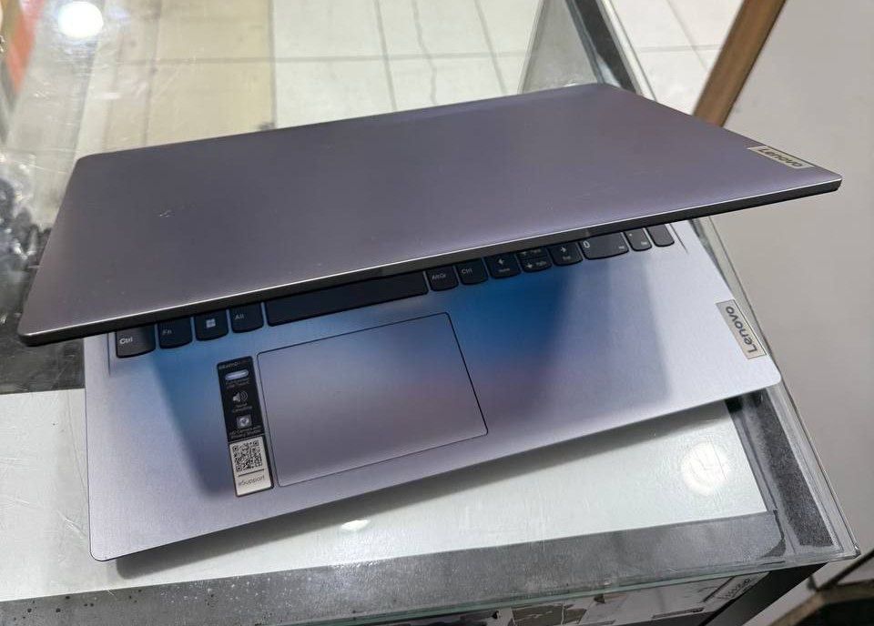 Lenovo Ideapad 3