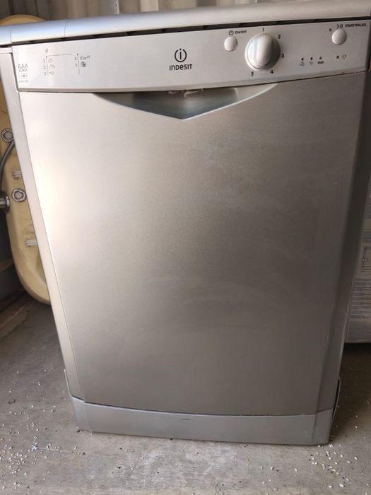 Посудомоечная машина Indesit