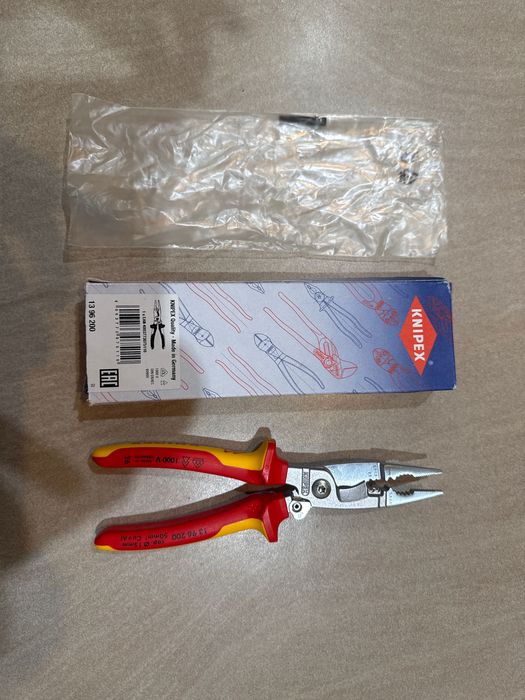 Knipex,  профессиональные электромонтажные клещи