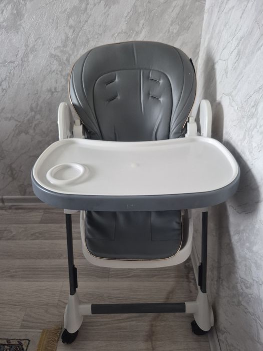 Стол детский.   .