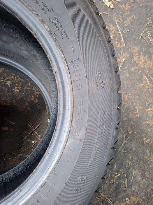 Продам резину зима 205/65R15
