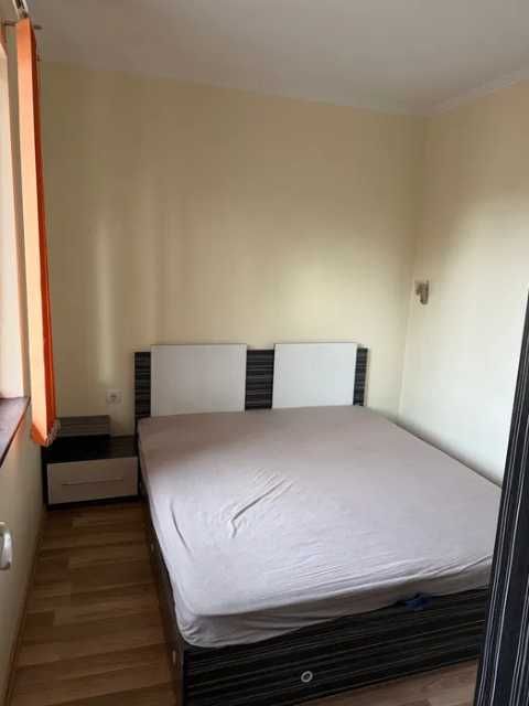 Малък Двустаен Апартамент, кв. Мараша