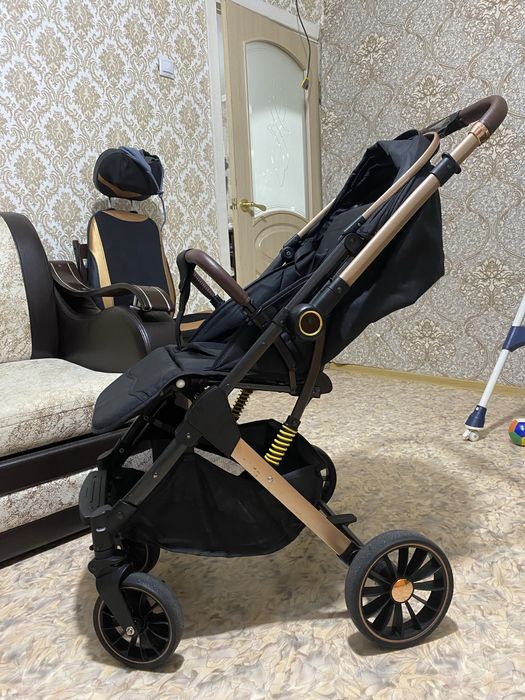 Продам коляску в нормальном состояние