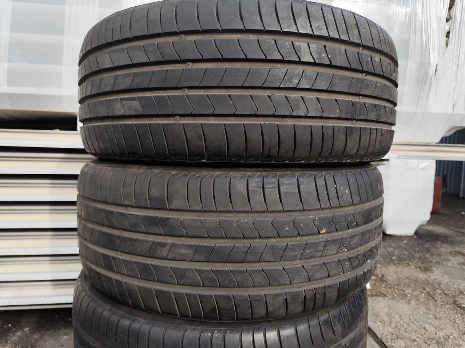 Anvelope 235 45 r18 vara kumho