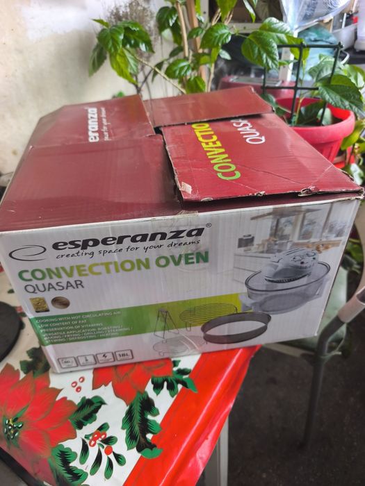 Vând mini cuptor  electric cu convecție!