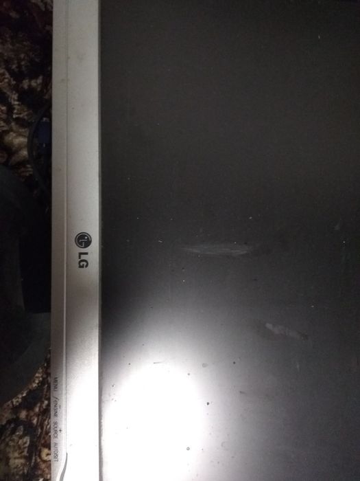 Монитор для компьютера продам.