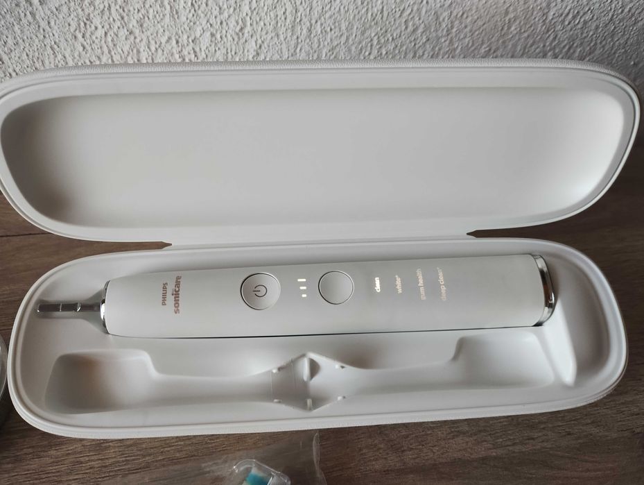 Philips Sonicare HX992 DiamondClean 9000 Smart