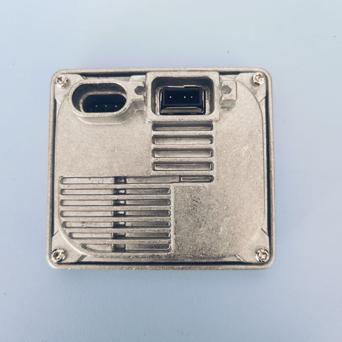 Баласт за фар OSRAM: 35XT5-1-D1 10R-0413266 , Нов с гаранция