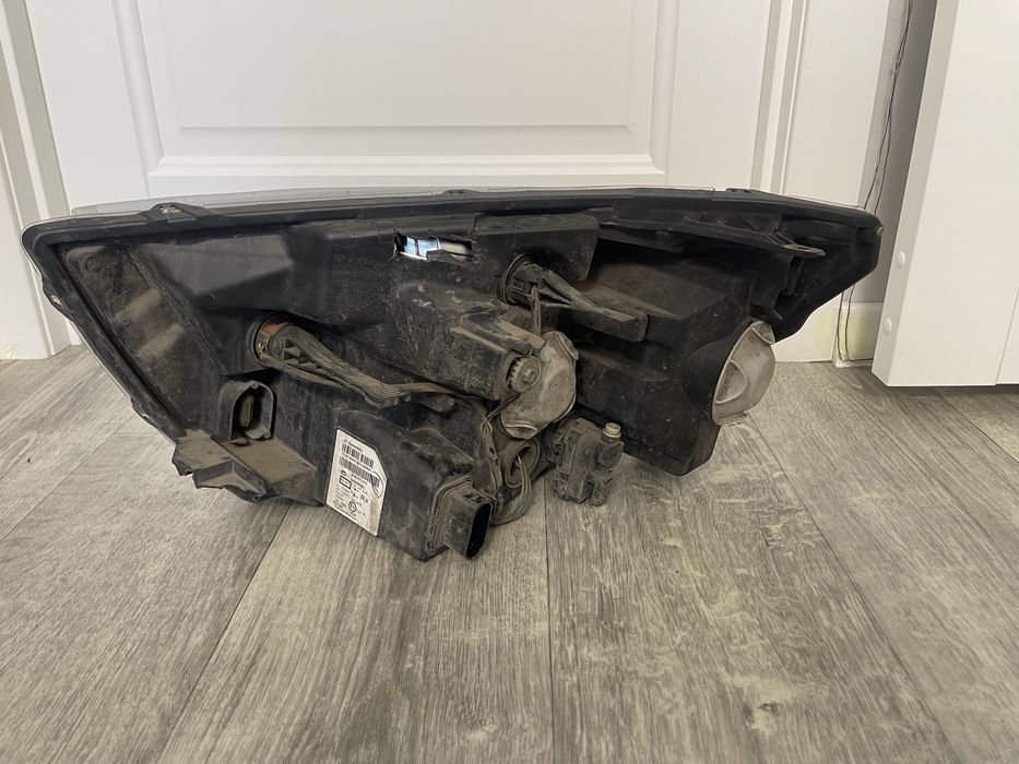 Фары передние Lada Vesta.Оригинал.