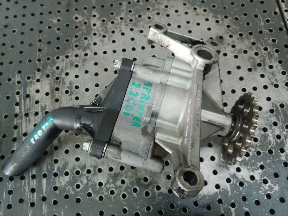 pompa ulei  2.2cdi 611981 mercedes sprinter 903 euro 3  6061810801